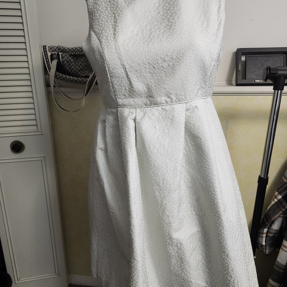 Dorothy Perkins White Textured Midi Dress